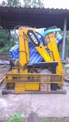 Sell> ขายเฮี้ยบพับ ของใหม่ เก่าเก็บ 1.7 ตัน ยี่ห้อ TICO ของ SWEDEN อุปกรณ์ทุกอย่างครบ