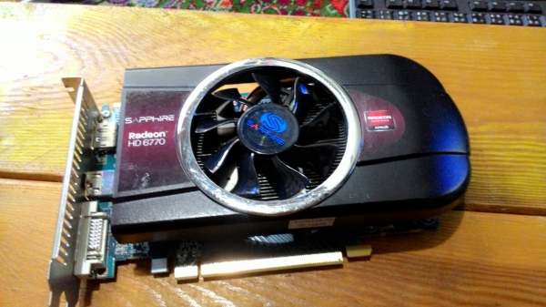 ขาย การ์ดจอ สองตัว geforce gtx 460 กับ amd 6770 สำหรับเล่นเกมส์
