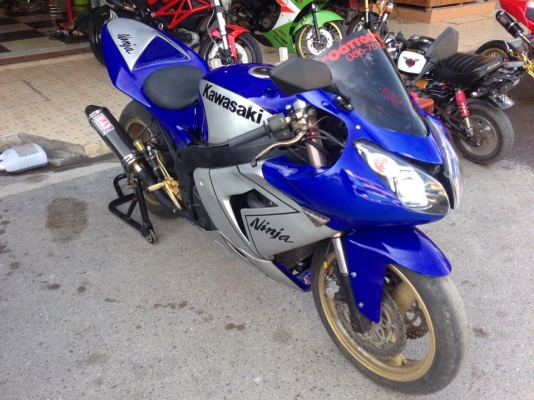 จัดไปราคาเร้าๆ zxr750 ปี89 ทะเบียนแท้ 69,000