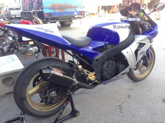 จัดไปราคาเร้าๆ zxr750 ปี89 ทะเบียนแท้ 69,000