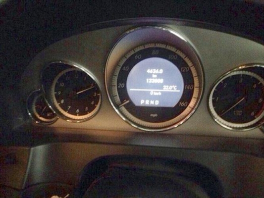 ขายเบ็นซ์ E Class E350 CDI 3.5ดีเซล มือเดียว ปี10 สีดำ สปอร์ท 2 ประตู ไม่เคยมีอุบัติเหตุ วิ่งน้อย เจ้าของขายเอง พร้อมทะเบียนประมูล ขายเบ็นซ์ E Class E350 CDI 3.5ดีเซล มือเดียว ปี10 สีดำ สปอร์ท 2 ประตู ไม่เคยมีอุบัติเหตุ วิ่งน้อย เจ้าของขายเอง พร้อมทะเบียนประมูล