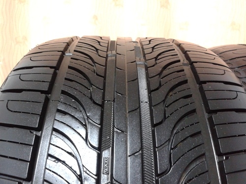 ยาง,265-35-18 ROADSTONE'N7000 สวยๆปี12หนึ่งคู่ 3,200 ยาง,265-35-18 ROADSTONE'N7000 สวยๆปี12หนึ่งคู่ 3,200