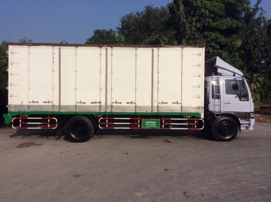 HINO ไฮเทคFF1J (สมอเงิน )ปี47 เครื่อง210 แรง เครื่องดี ครัทซีสวย ตู้10บาน ยาว7.2 ม. ขาย 700,000 บาท