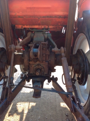 แทรกเตอร์คูโบต้า 2202 สภาพดีพร้อมใช้งาน มีผานพรวนให้