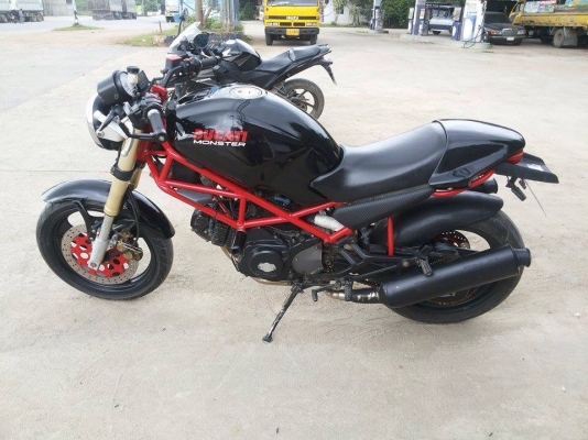 ขาย DUCATI M400 ปี98-99 อินวอย สพม รถตามสภาพพร้อมใช้งาน ราคา 78,000 สนใจติดต่อ 092-6429114 ครีมสุพรรณ