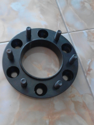 สเปเซอร์  6 รู  ต่อยื่นออกไป 1 นิ้ว  TEL.081-427-3941