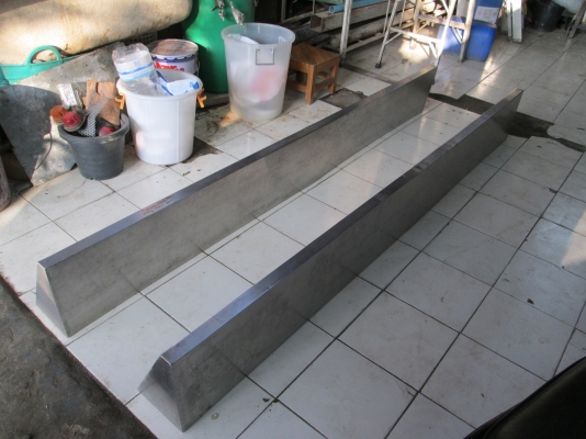 ชั้นวางแสตนเลส 2 แผ่นหนา  ติดผนัง  สำหรับครัว  หรือบ้าน