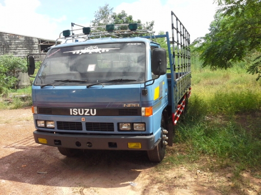 ขายด่วน รถหกล้อ ISUZU 115 สภาพดี ขายด่วน รถหกล้อ ISUZU 115 สภาพดี