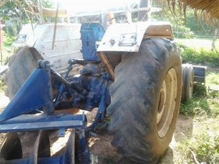 ต้องการขายรถไถ