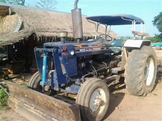 ต้องการขายรถไถ