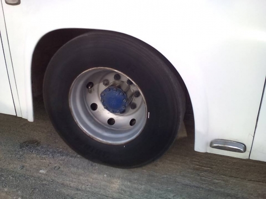 บัสเเอร์ไฟฟ้าอีซูซุ275แหนบเบรคน้ำราคา600000ลดได้นิดหน่อย บัสเเอร์ไฟฟ้าอีซูซุ275แหนบเบรคน้ำราคา600000ลดได้นิดหน่อย