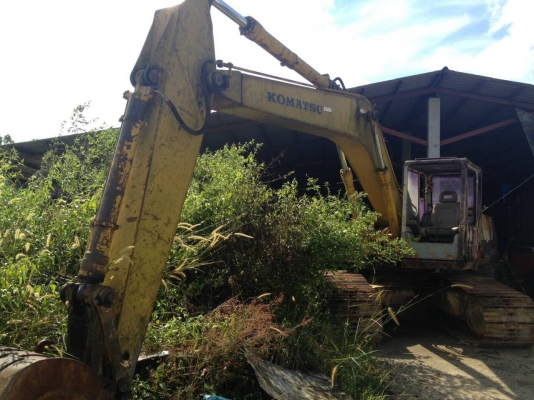 PC200-5 คอนโทนสั้น เอวใหม่.เครื่อง ปั้มดี ไม่โหลด..รถไม่สวยแต่..ทำงานดี ซีเรียล57000 เดิมตูดแดง ไฟฟ้าตัดโซ่ ช่วงล่างก็ใช้ได้