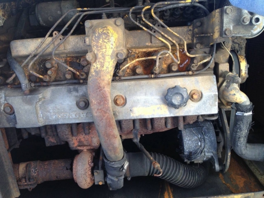 PC200-5 คอนโทนสั้น เอวใหม่.เครื่อง ปั้มดี ไม่โหลด..รถไม่สวยแต่..ทำงานดี ซีเรียล57000 เดิมตูดแดง ไฟฟ้าตัดโซ่ ช่วงล่างก็ใช้ได้