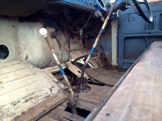 ขายด่วน  รถดั้มพ์ หกล้อหัวยาว   เครื่อง 6BD1  สภาพพร้อมใช้งาน  ไม่มีเล่มทะเบียน