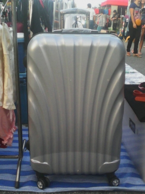 ขายกระเป๋าเเดินทางของใหม่ 2500