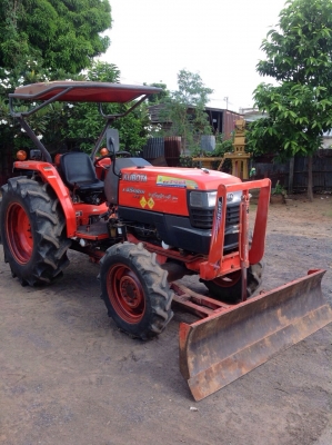 แทรกเตอร์คูโบต้า 4508 ดีไอสภาพดีเดิมๆทั้งคันมีผานดันหน้าและผานหลัง