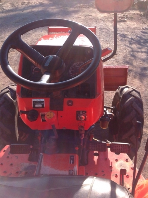 แทรกเตอร์คูโบต้า 3408 สภาพดีพร้อมใช้งานมีผานดันหน้าและโรตารี่ แทรกเตอร์คูโบต้า 3408 สภาพดีพร้อมใช้งานมีผานดันหน้าและโรตารี่