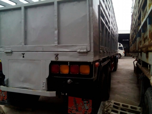 รถฮีโน่ 10 ล้อ หัวลาก FM3M  240 แรงม้า. ปี 40  ( ขายแม่ , ลูก )  สนใจติดต่อ 081 - 6079515