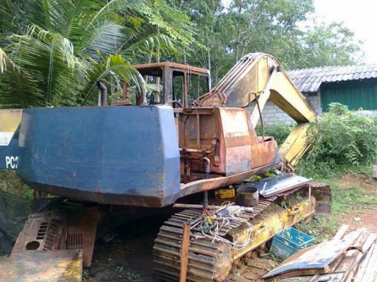 รถไฟไหม้..PC200-5 คอนโทนสั้น เฟมเดิมสวย โซ่สวย แผ่นสวย..