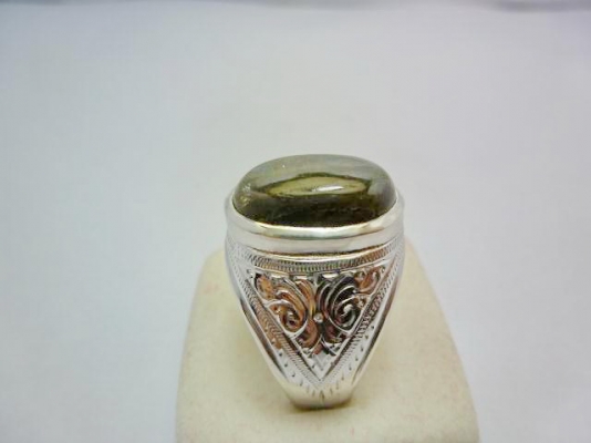 แหวนเงินแท้พลอยลาบราโดไลท์