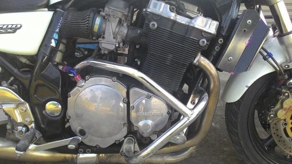 ธารนนทบุรี//ขาย suzuki innazuma 1200 ปี98-99 สวยๆแรงๆ