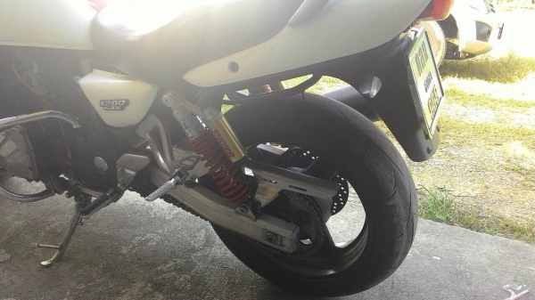 ธารนนทบุรี//ขาย suzuki innazuma 1200 ปี98-99 สวยๆแรงๆ