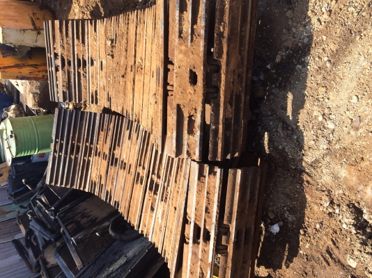 ขายด่วน โซ่แผ่น 80 ถอดลงมาจาก kobelco mark 2