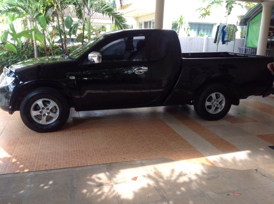 Mitsubishi triton เบนซิน ปี2013 Mitsubishi triton เบนซิน ปี2013