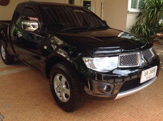 Mitsubishi triton เบนซิน ปี2013