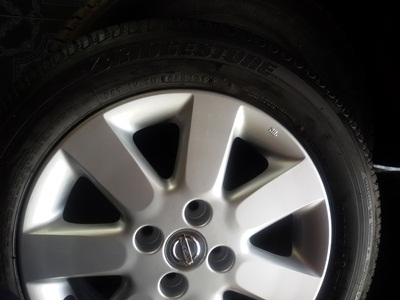 ขายล้อแม็กNISSAN March *15 พร้อมยางBRIDGESTONE  4 ล้อ