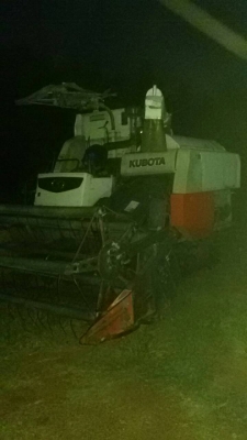 รถเกี่ยวข้าว คูโบต้า