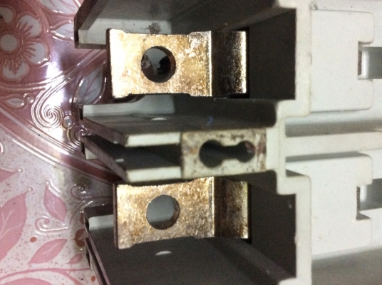 ขาย magnetic ABB รุ่นA320-30 Coil110V-50Hz  160Kw  ขาย 9,500 บาทถ้วน