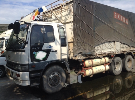 ขาย10ล้อเพลาเดียวสมอทองปี45ติดแก๊สไม่ดั้ม