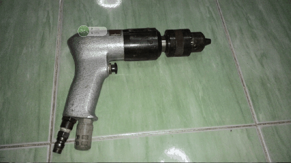 ขายด่วนสว่านลม  URYU UD-80-12 Made in japan.