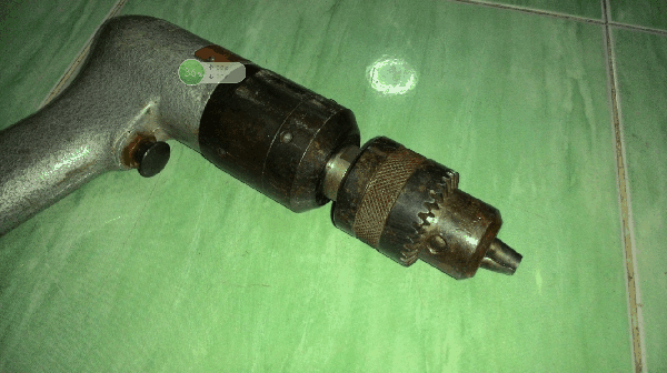 ขายด่วนสว่านลม  URYU UD-80-12 Made in japan.