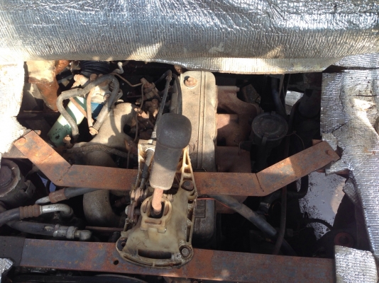 ขายรถอีซูซู4ล้อ ทะเบียนเล็กไม่ติดเวลา ทะเบียนไม่ขาดต่อ เครื่องไม่ตรงเล่มพร้อมใช้งาน เครื่อง4BA1 ช่วงล่างแซสซีีสวยมากเอาไปทำดั้มหรือรถยกสวยเลย ขาย 89000 บาท