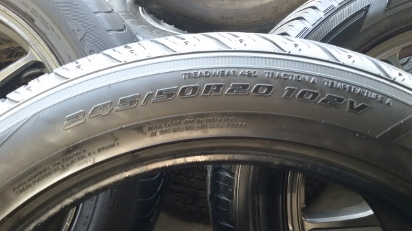 ขายยาง245 50 ขอบ20 คู่ละ3200