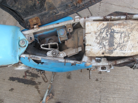 ขายรถวิบาก DT100 ไม่มีเล่มทะเบียน ขายรถวิบาก DT100 ไม่มีเล่มทะเบียน