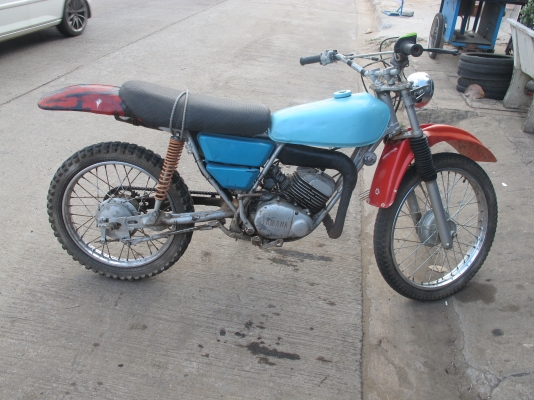 ขายรถวิบาก DT100 ไม่มีเล่มทะเบียน ขายรถวิบาก DT100 ไม่มีเล่มทะเบียน