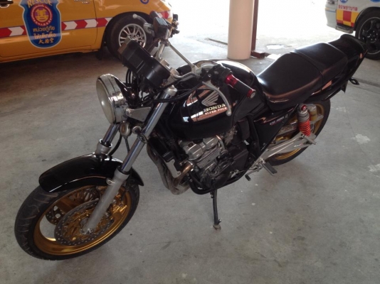 CB400 SF ปี 93-94 ราคา 47500 บาท CB400 SF ปี 93-94 ราคา 47500 บาท