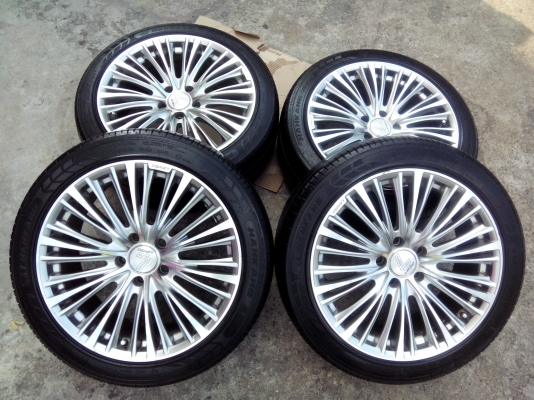 Lenso แท้18 5/114.3 กว้าง8.5เดิมๆมีรอยบางตามการใช้งานไม่มีเบียดพร้อมยาง นันกัง235-45-18ปี12ดอกแน่นๆ ขาย12500โทรเลย0898128457จัดส่งทั่วประเทศ ดูของได้ที่คลอง2