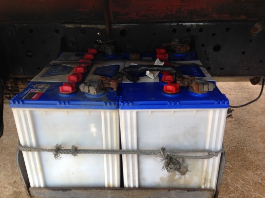 ISUZU NKR ปี 2549 เครื่อง 130 แรงเทอร์โบ 6ล้อเล็ก ยาว 4.30 เมตร