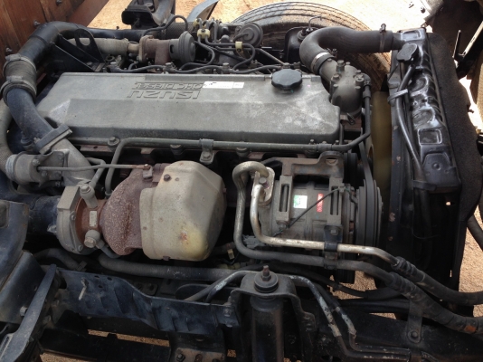 ISUZU NKR ปี 2549 เครื่อง 130 แรงเทอร์โบ 6ล้อเล็ก ยาว 4.30 เมตร