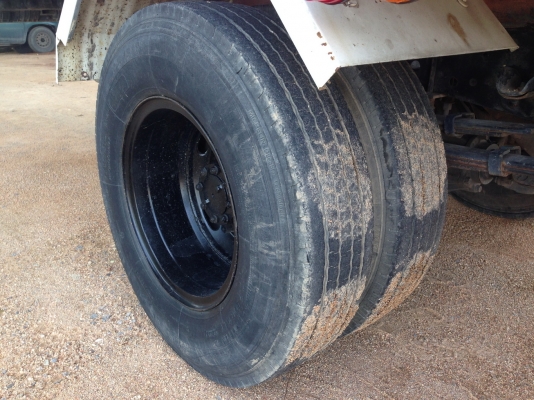 ISUZU NKR ปี 2549 เครื่อง 130 แรงเทอร์โบ 6ล้อเล็ก ยาว 4.30 เมตร