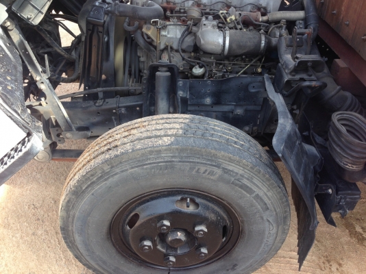 ISUZU NKR ปี 2549 เครื่อง 130 แรงเทอร์โบ 6ล้อเล็ก ยาว 4.30 เมตร