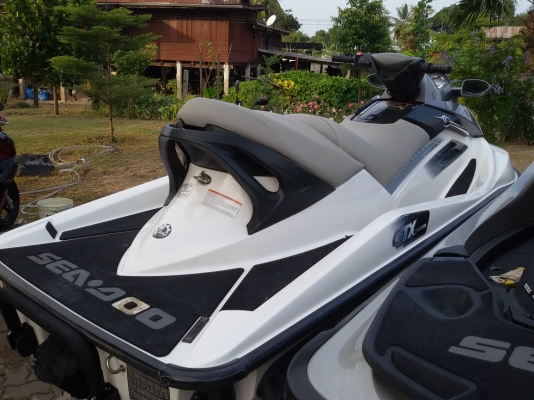 ขายเจ็ทสกี SEADOO GTX 4TEC SUPERCHRAGE ปี 06 ขายเจ็ทสกี SEADOO GTX 4TEC SUPERCHRAGE ปี 06