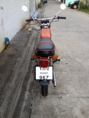 ขายทะเบียนกับครืองเดิมมีเลข suzuki a80 สีแดง  ทะเบียนพร้อมชุดโอน ทะเบียนขาด28ม.คปี57 ราคา3500บาท โทร0924462525โส กทม