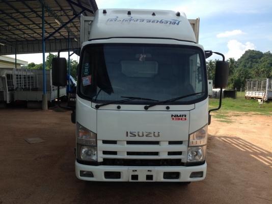 ISUZU NMR ปี 2552 เครื่อง 130 แรงเทอร์โบ 6ล้อเล็ก ยาว 4.30 เมตร