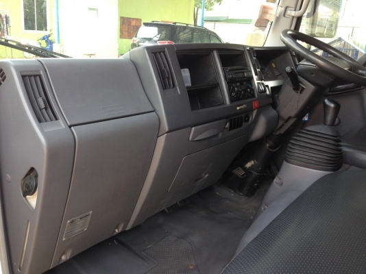 ISUZU NMR ปี 2552 เครื่อง 130 แรงเทอร์โบ 6ล้อเล็ก ยาว 4.30 เมตร