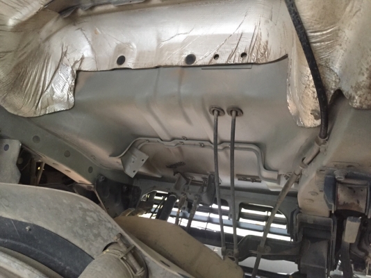 (จองแล้ว100000.จากNU)สวยมากๆ270แรงคันนี้..ไม่เคยบรรทุกดิน ใช้น้อยมาก..99002กม.เดิมๆทั้งคัน..